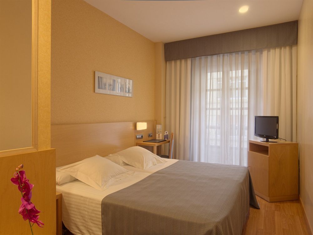 Marqués, Blue Hotel
